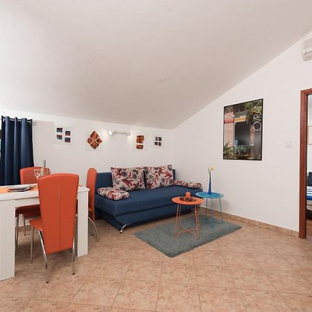 Apartments Villa Zara Ловран Екстер'єр фото