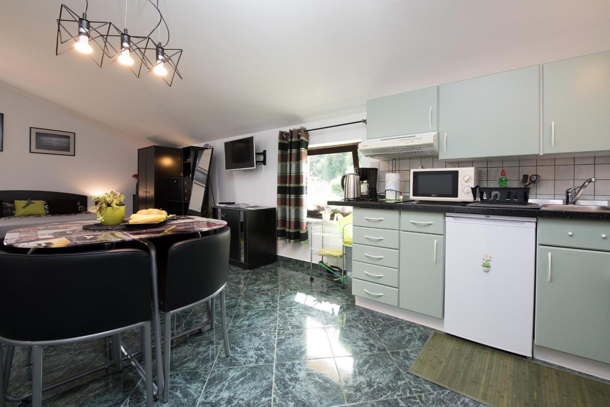 Apartments Villa Zara Ловран Номер фото