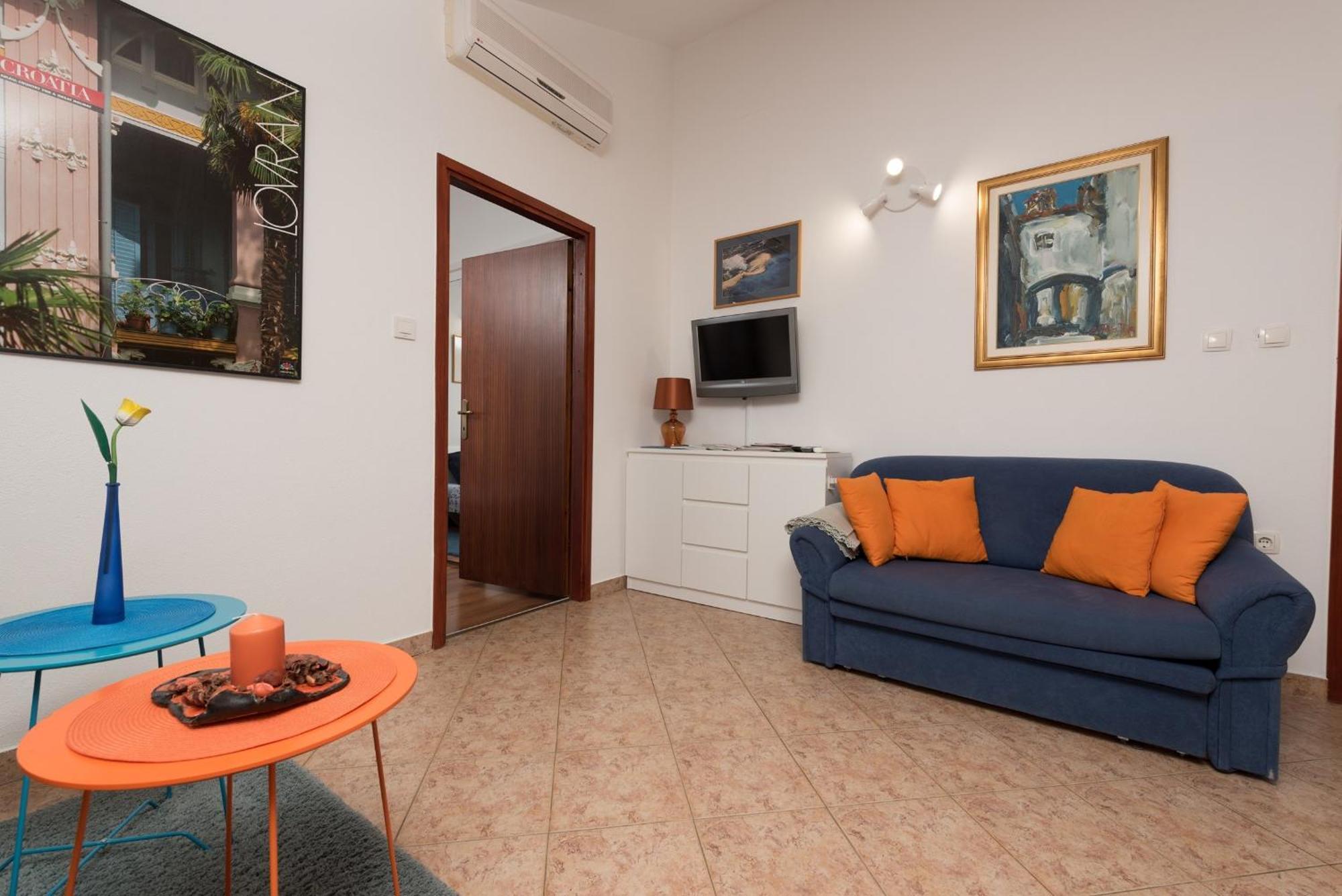 Apartments Villa Zara Ловран Екстер'єр фото