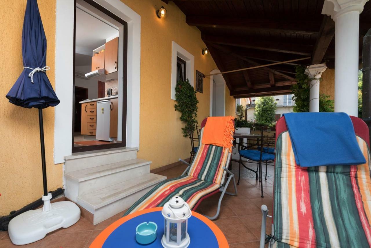 Apartments Villa Zara Ловран Екстер'єр фото